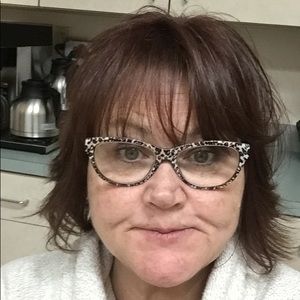 Meet your Posher, Leslee